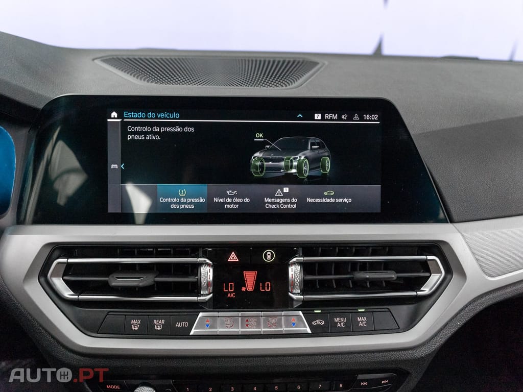 BMW 330 e Auto