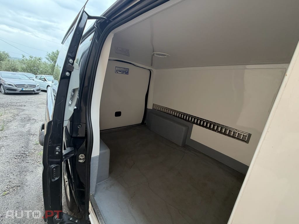 Mercedes-Benz Vito Longa SHUTTLE