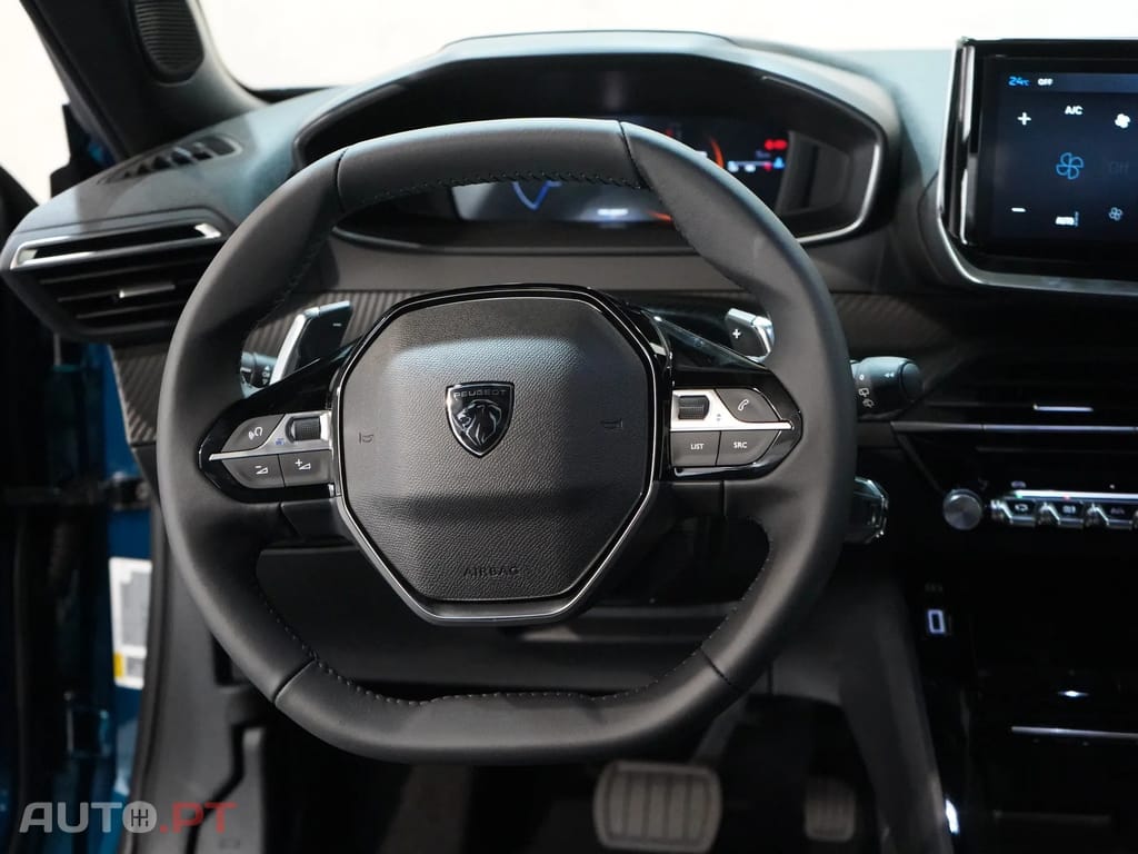 Peugeot 2008 1.2 Hybrid Allure e-DCS6