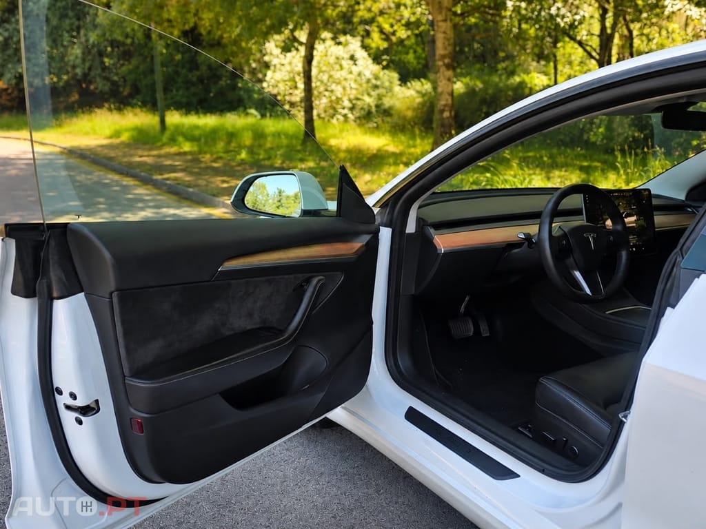 Tesla Model 3 Long Range Tração Integral