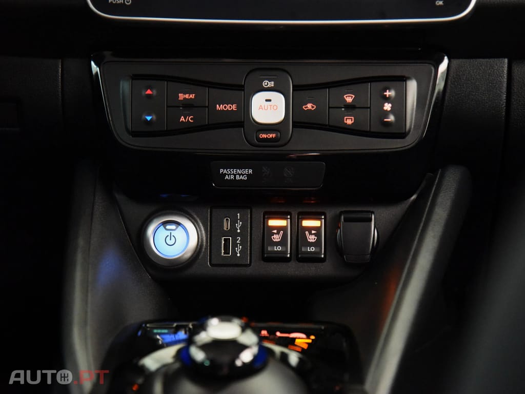 Nissan Leaf N-Connecta