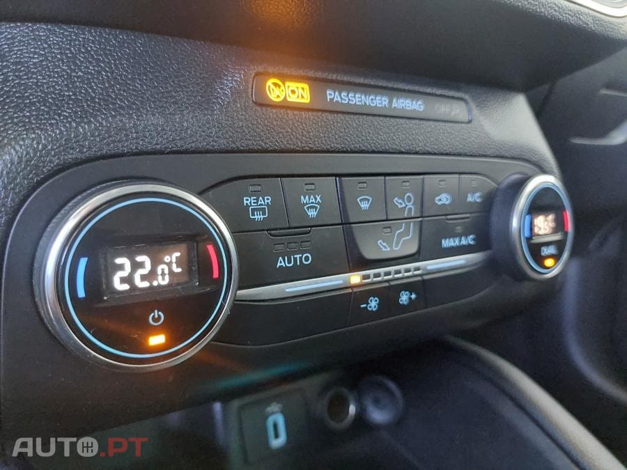 Ford Focus SW 1.5 TDCi EcoBlue Titanium