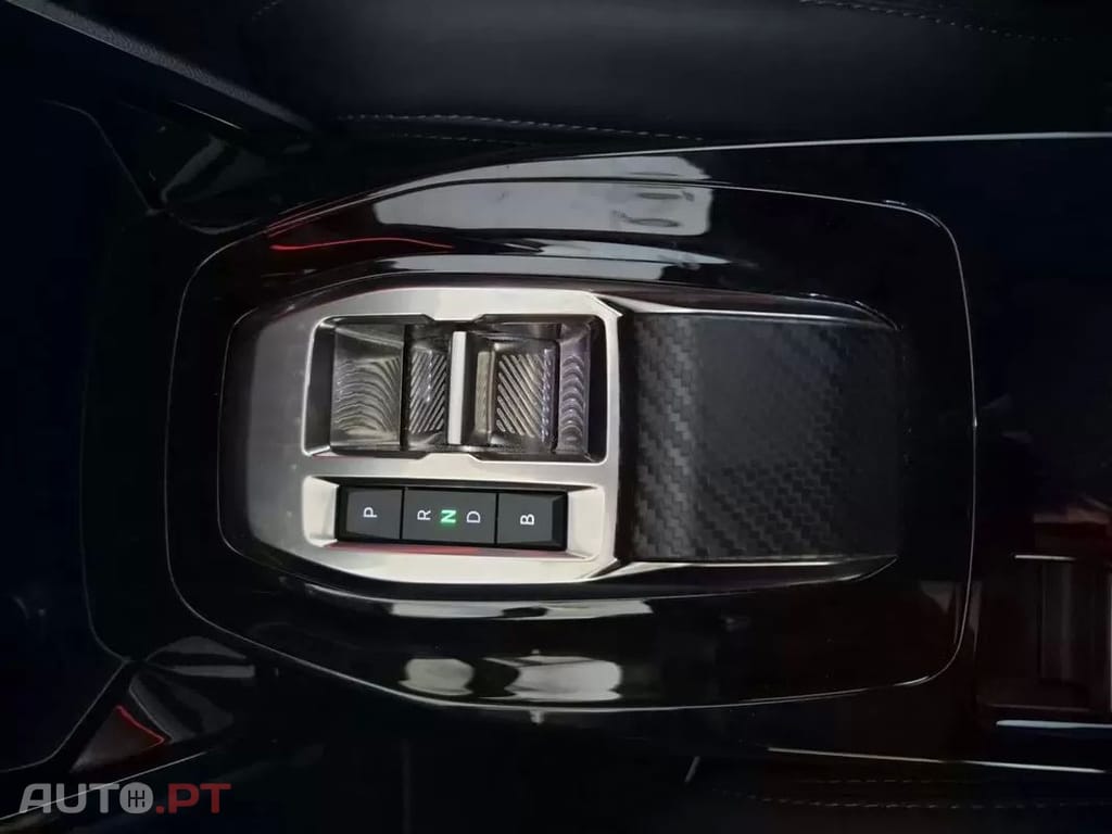 Peugeot E-208 50 kWh GT