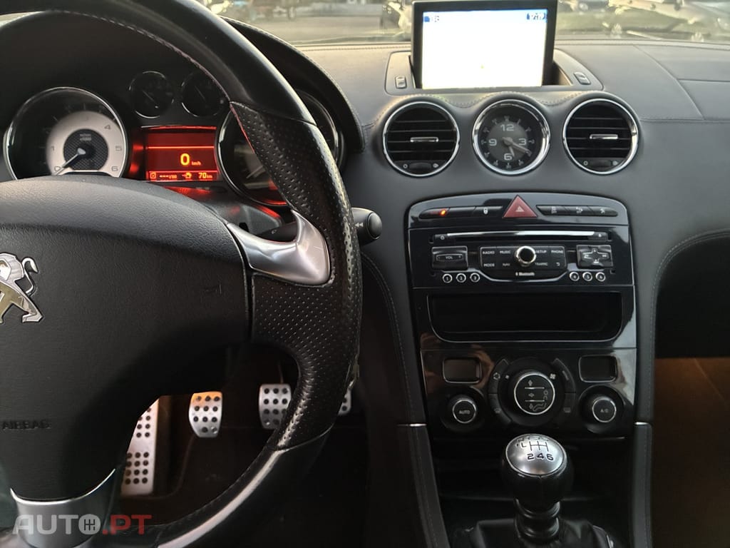 Peugeot RCZ 2.0 HDi 130g
