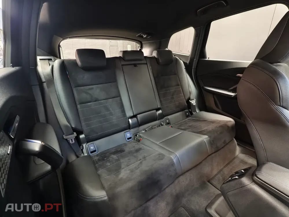 BMW iX1 xDrive30 Pack Desportivo M