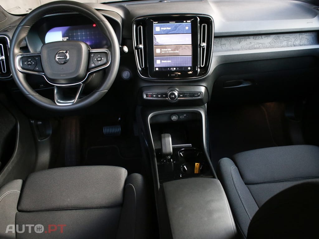 Volvo XC40 Recharge Core