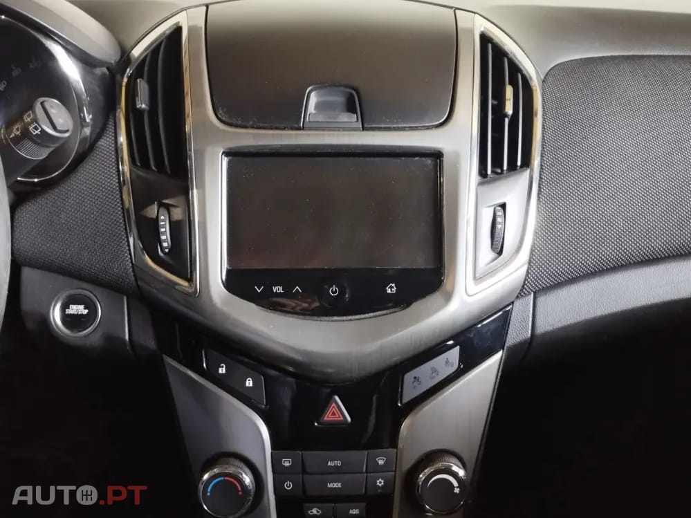 Chevrolet Cruze 1.7 VCDi LT