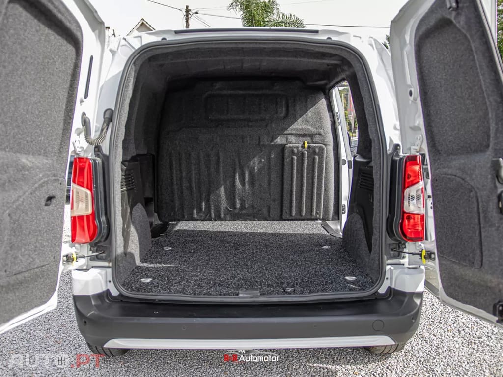 Opel Combo 1.5 CDTi L1H1 - 3 LUGARES - IVA DEDUTÍVEL