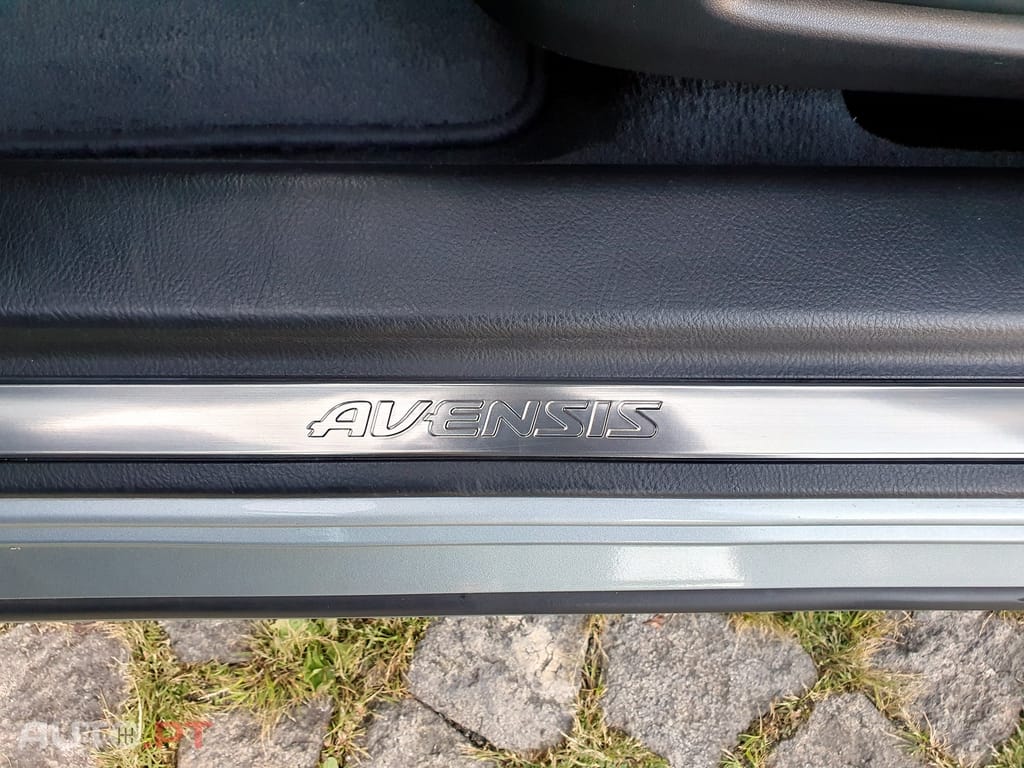 Toyota Avensis 2.0 D-4D Sol