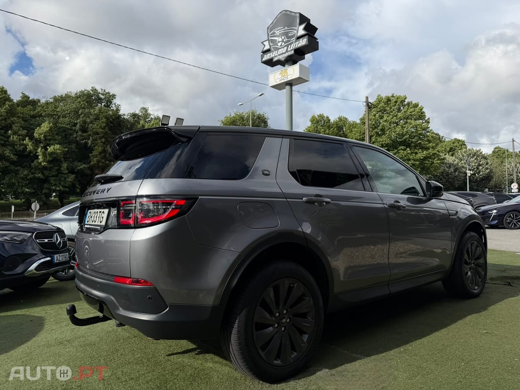 Land Rover Discovery Sport P300e Dynamic SE