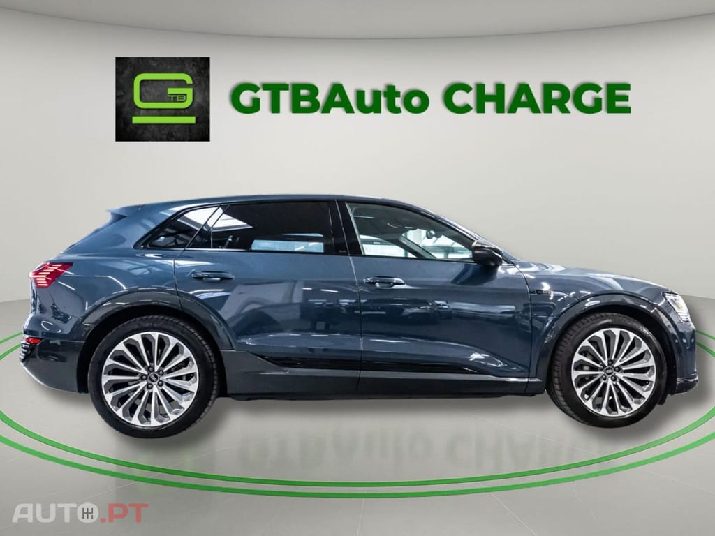 Audi Q8 e-tron 55 ADVANCED I.V.A DEDUTÍVEL