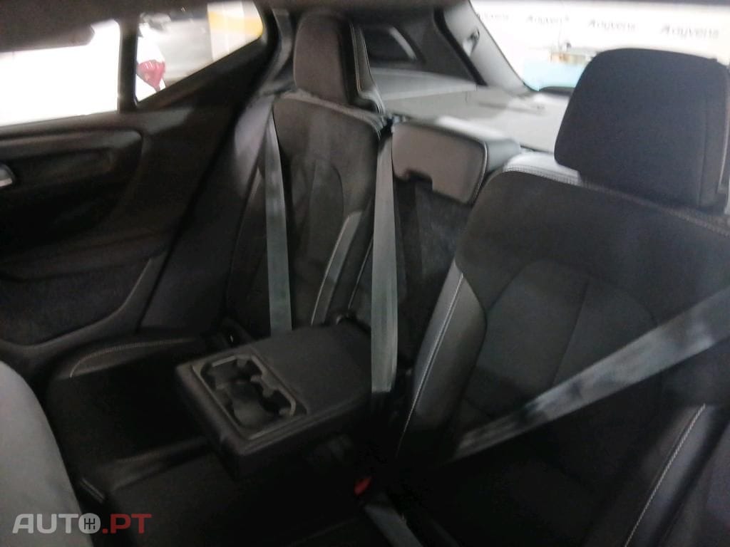 Volvo XC40 1.5 T5 PHEV R-Design