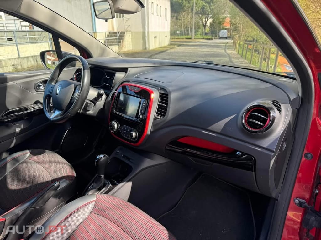 Renault Captur 1.2 TCe Exclusive EDC