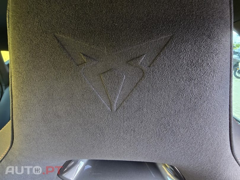 Cupra Leon 1.5 eTSI MID DSG