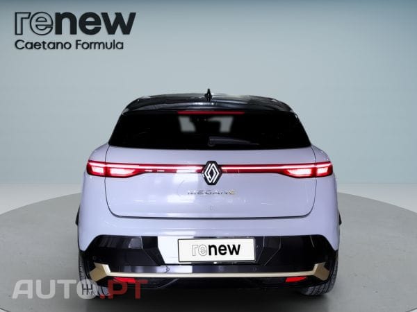 Renault Mégane 100% ELÉTRICO ICONIC 220CV AUTONOMIA CONFORT CA22