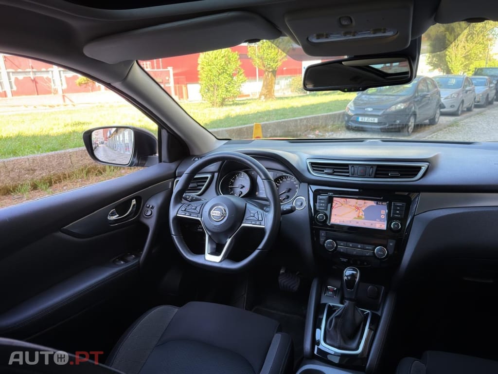 Nissan Qashqai 1.3 DIG-T Tekna Premium DCT