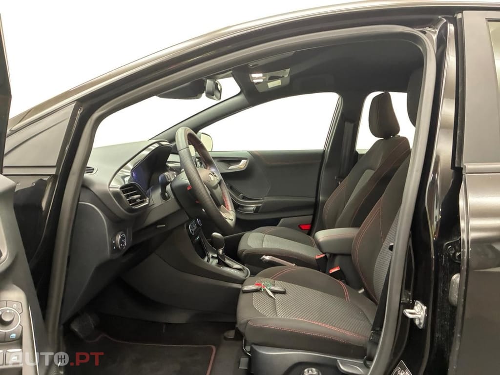 Ford Puma 1.0 EcoBoost mHEV Powershift ST-Line