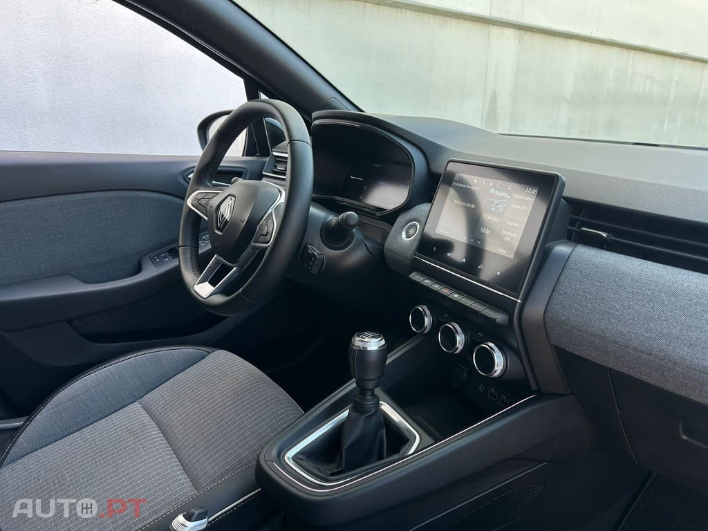 Renault Clio 1.0 TCe Intens Bi-Fuel