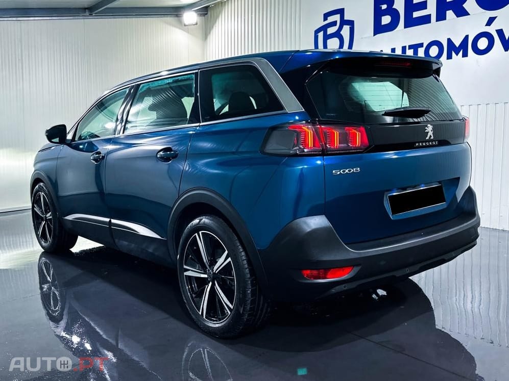 Peugeot 5008 Allure Pack EAT-8
