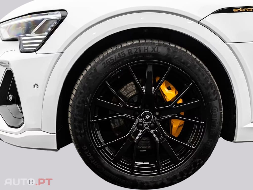 Audi E-Tron 55 Quattro S LINE I.V.A DEDUTIVEL 