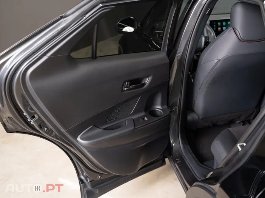 Toyota C-HR Toyota C-HR 2.0 HDF Plug-in GR Sport