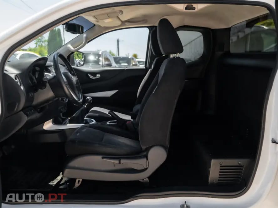 Nissan Navara 2.3 dCi CD 4WD N-Connecta