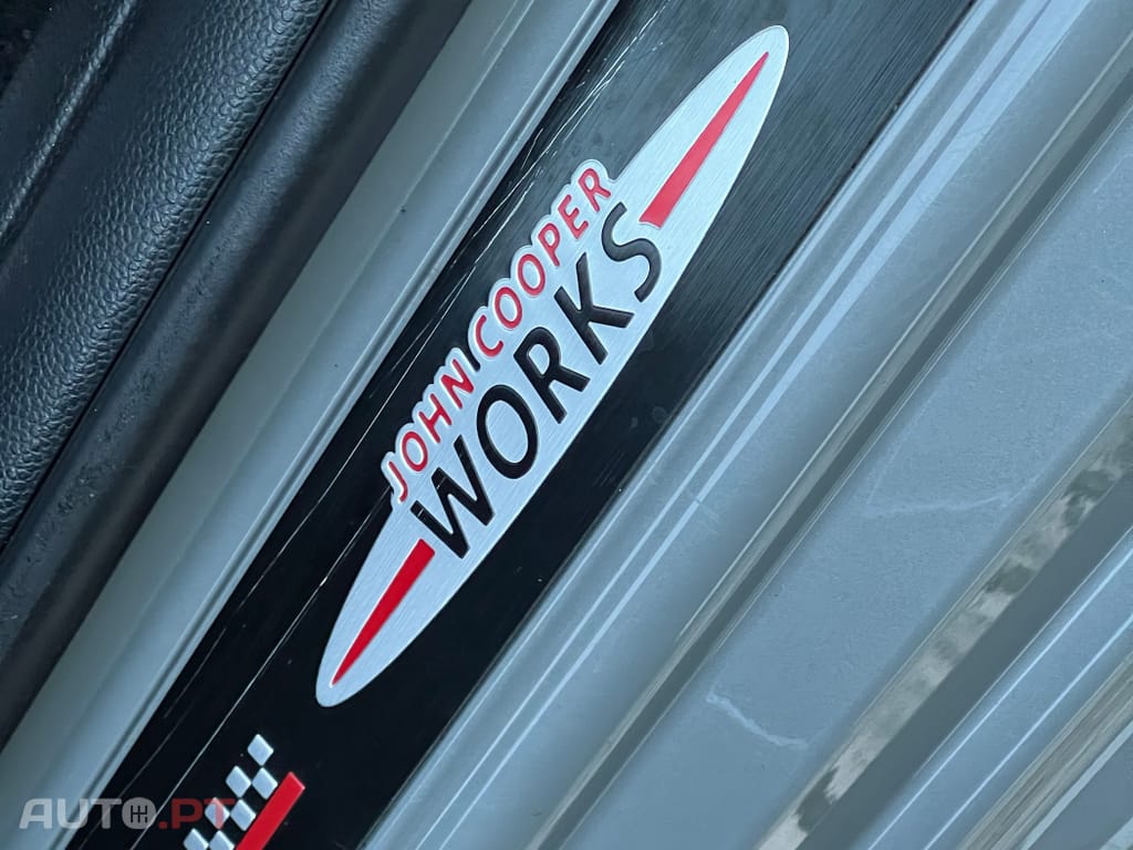 MINI Cooper Cooper D