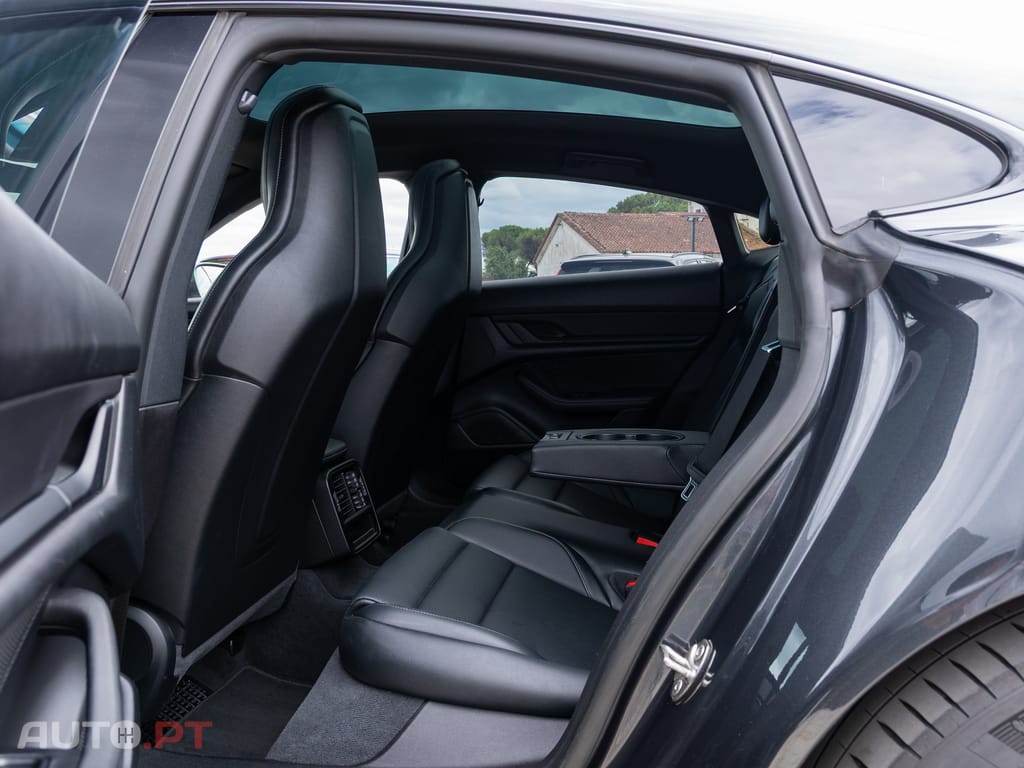 Porsche Taycan Bateria Performance Plus