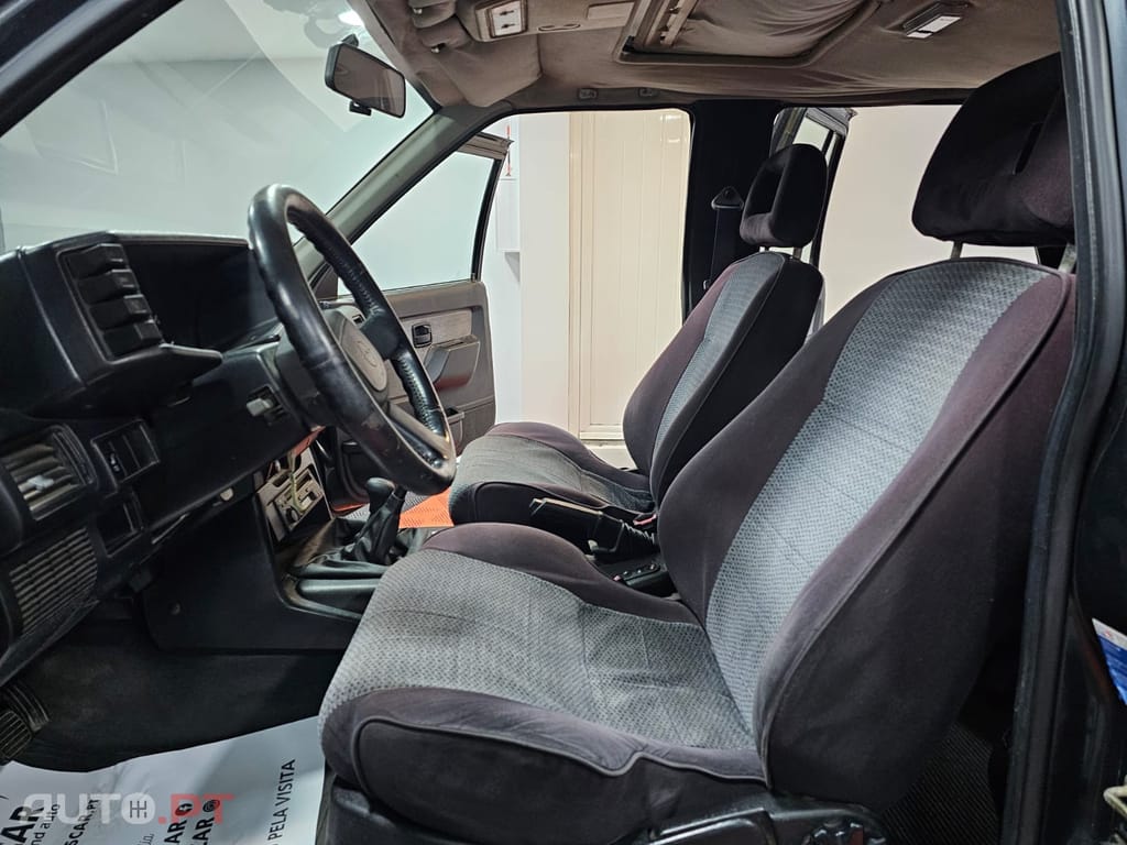 Opel Frontera 2.2L 16V