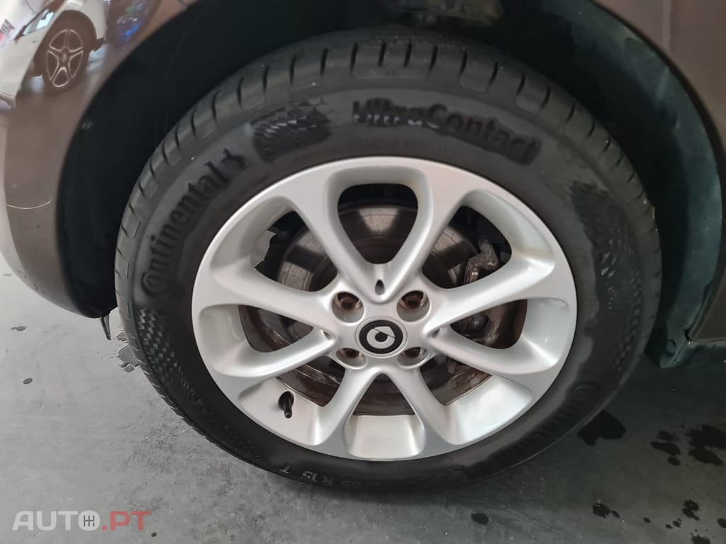Smart ForFour Outro
