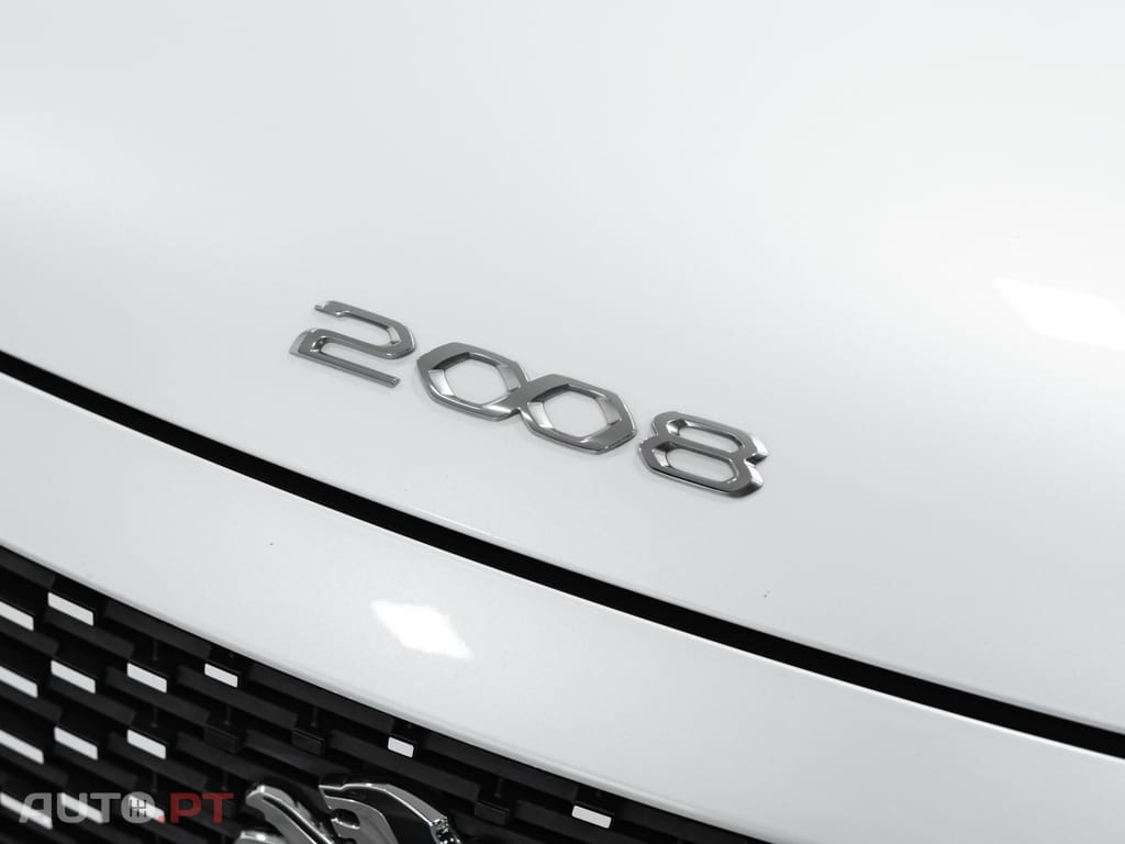 Peugeot E-2008 Allure
