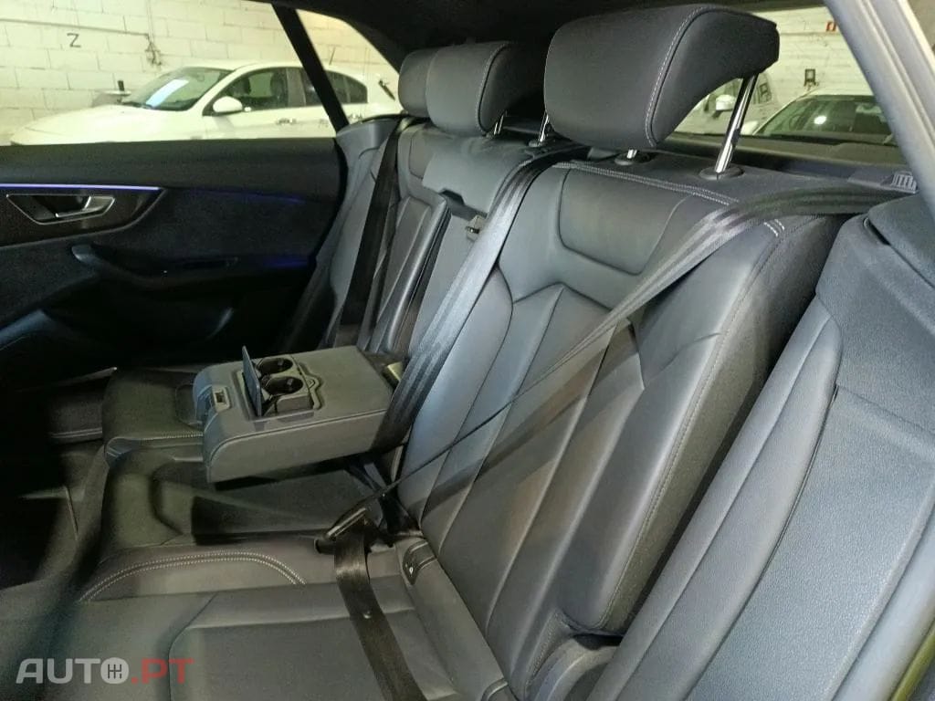 Audi Q8 60 TFSIe quattro S line Tiptronic
