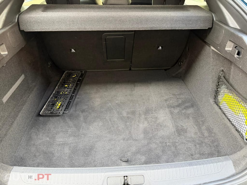 Peugeot 408 MHEV Allure