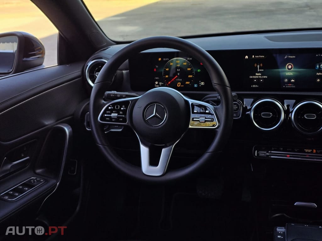 Mercedes-Benz CLA 180 d Shooting Brake Style Plus Aut.