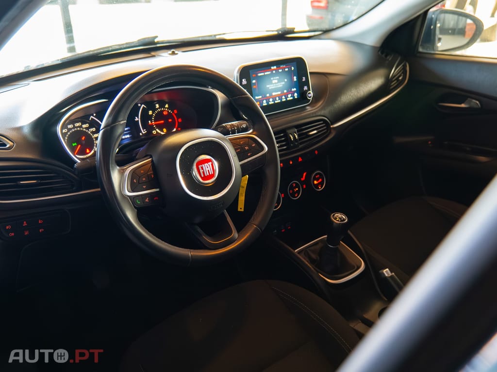 Fiat Tipo 1.3 M-Jet Lounge