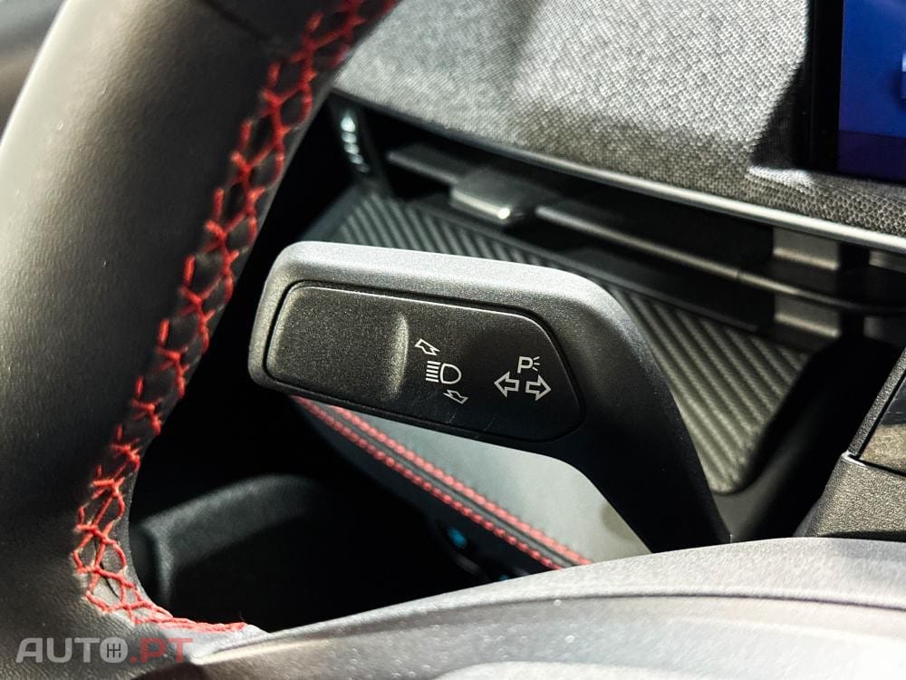 Ford Mustang Mach-E AWD PREMIUM