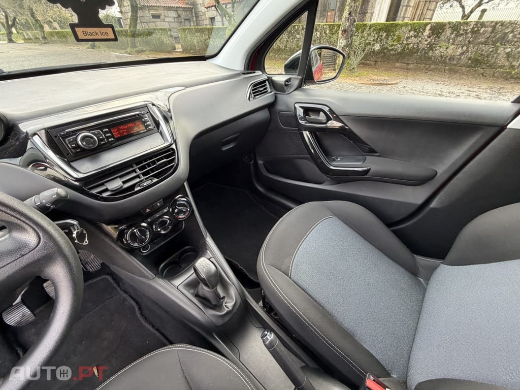 Peugeot 208 1.2 PureTech Active