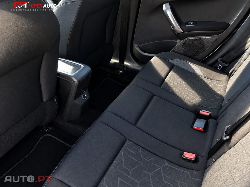 Peugeot 2008 1.6 BlueHDi Active