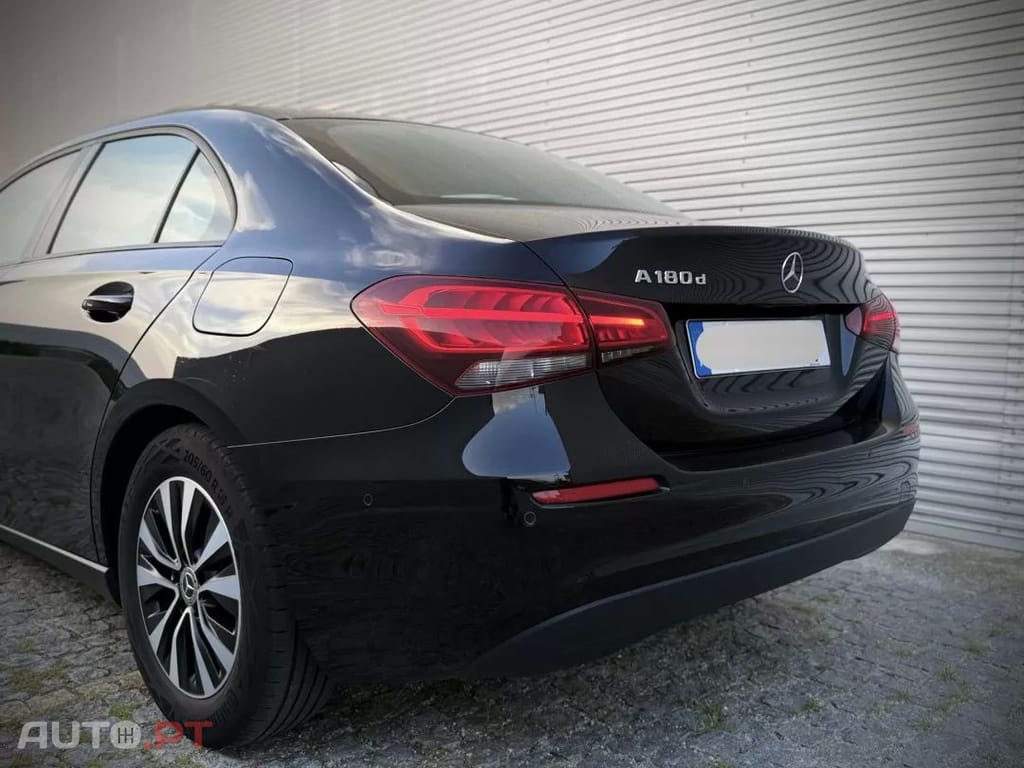 Mercedes-Benz A 180 d Style Plus Aut.
