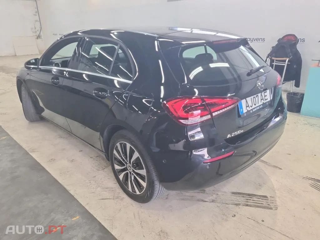 Mercedes-Benz A 250 e Style Plus