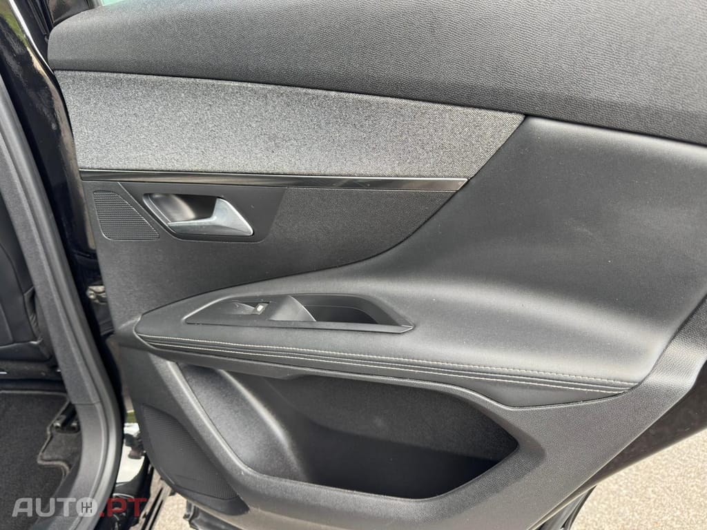Peugeot 3008 1.5 BlueHDi GT Line EAT8