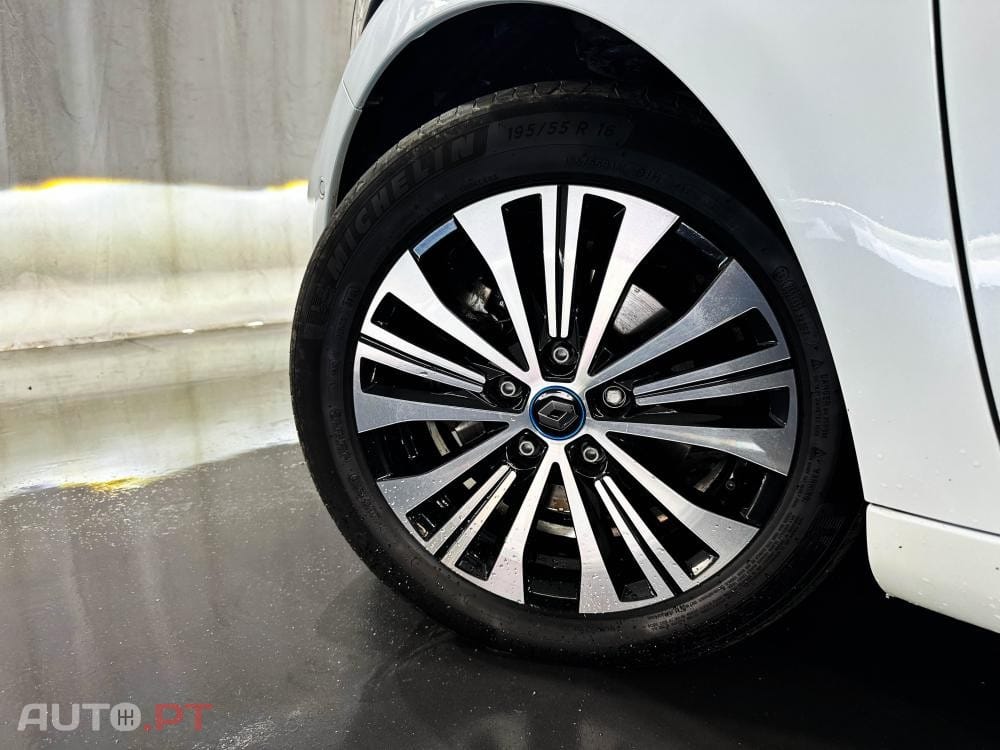 Renault Zoe Outro
