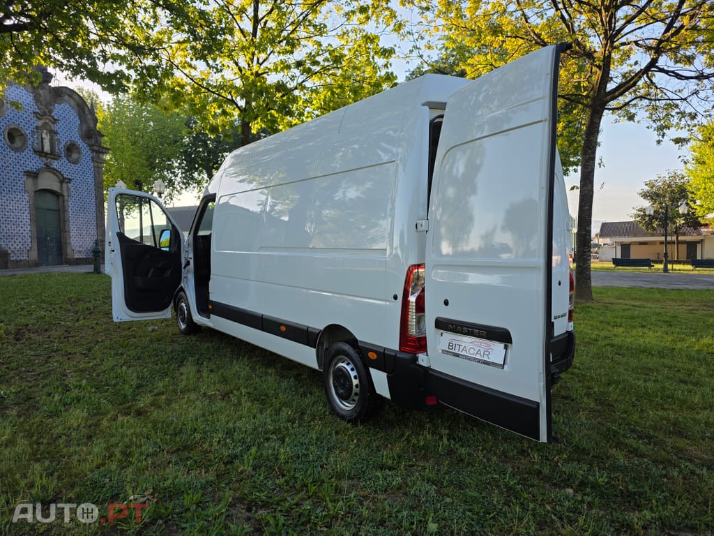 Renault Master 2.3 dCi L3H3 3.5T