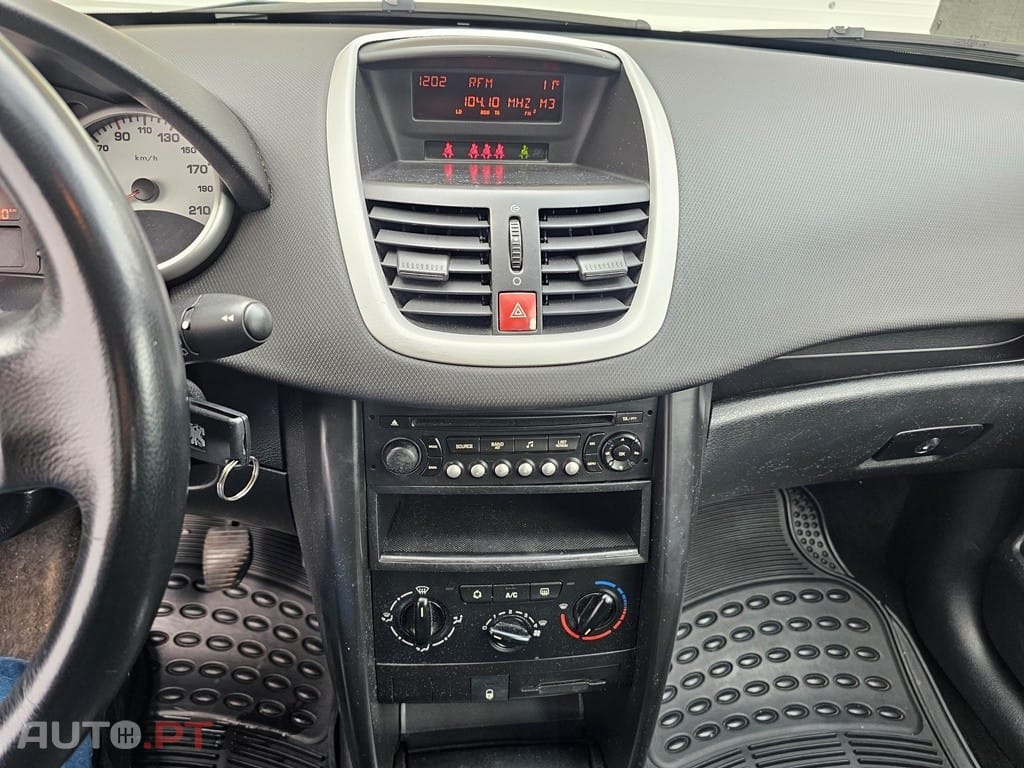 Peugeot 207 1.4 HDi Premium