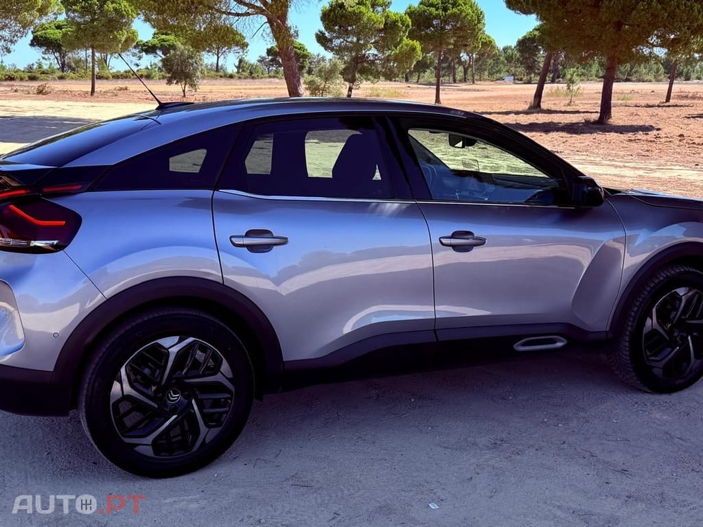 Citroen C4 1.2 PureTech Shine Pack EAT8