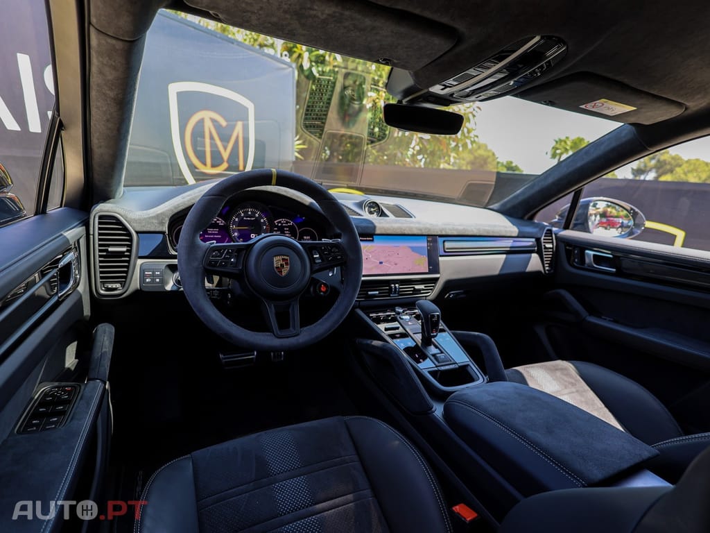 Porsche Cayenne Turbo GT