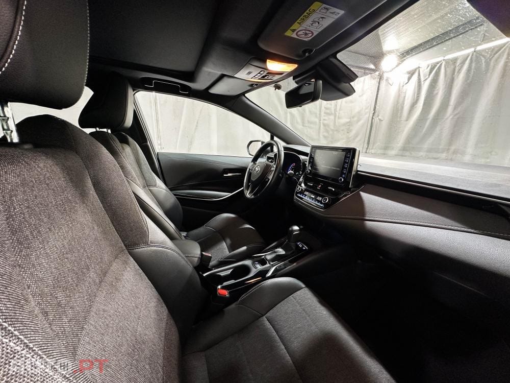 Toyota Corolla 1.8 Hybrid Comfort+P.Sport
