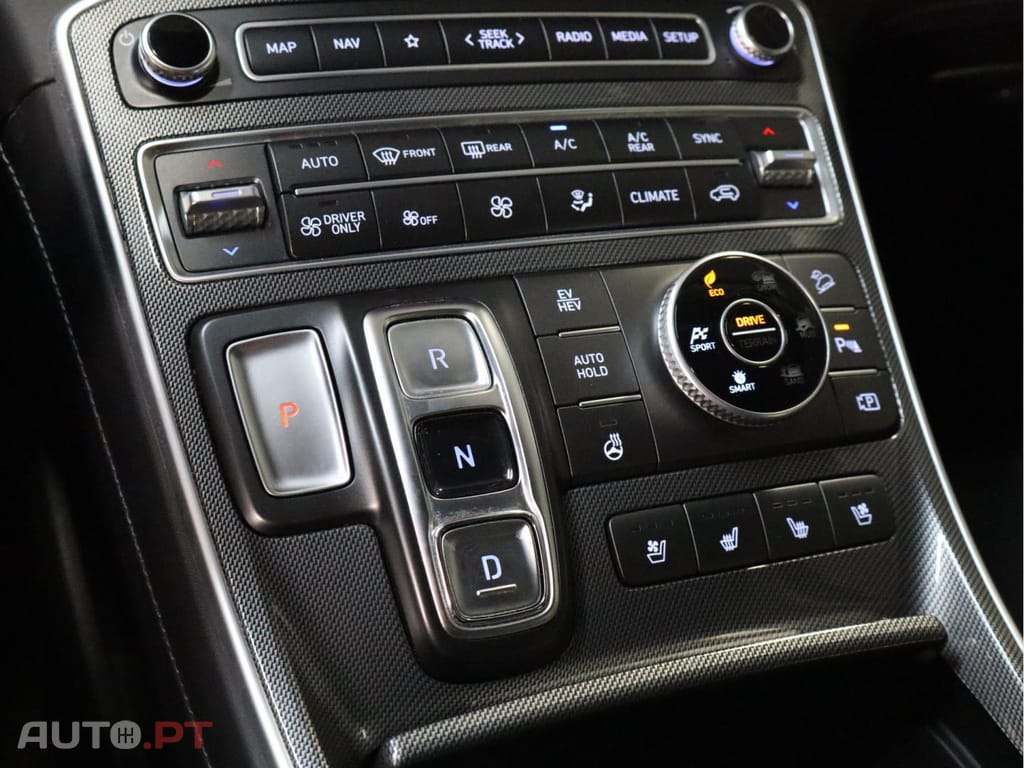 Hyundai Santa Fe 1.6 T-GDI PHEV Vanguard