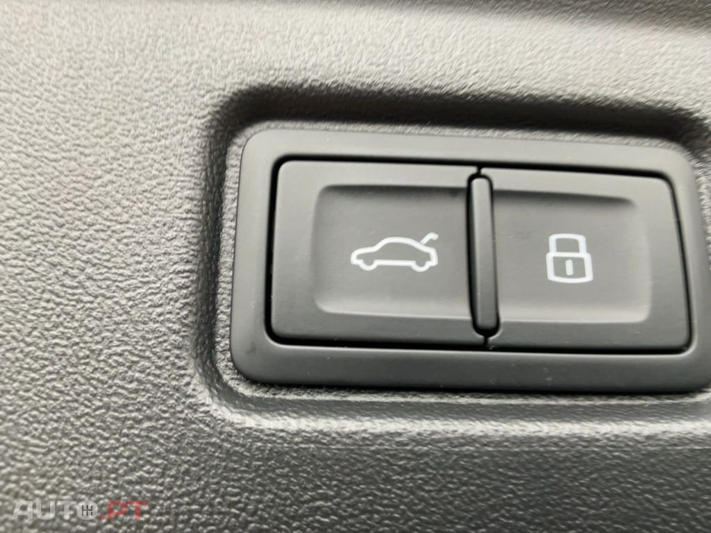 Audi A6 Avant I.V.A DEDUTIVEL e-tron 55 