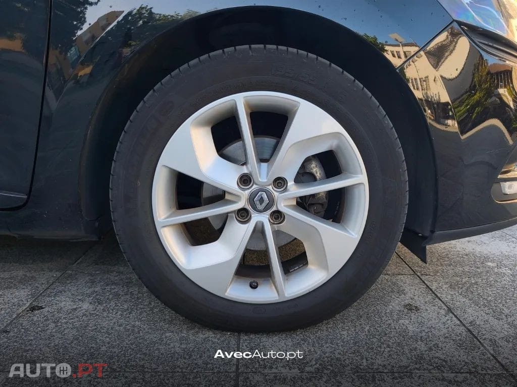 Renault Clio (Energy) TCe 90 Start & Stop LIMITED